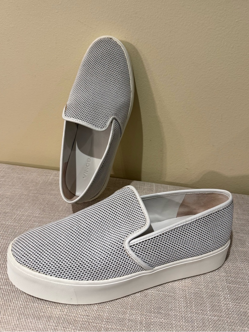 Vince Brenden-B Gray Mesh Slip-On Platform Sneakers Size 9.5 / 39.5